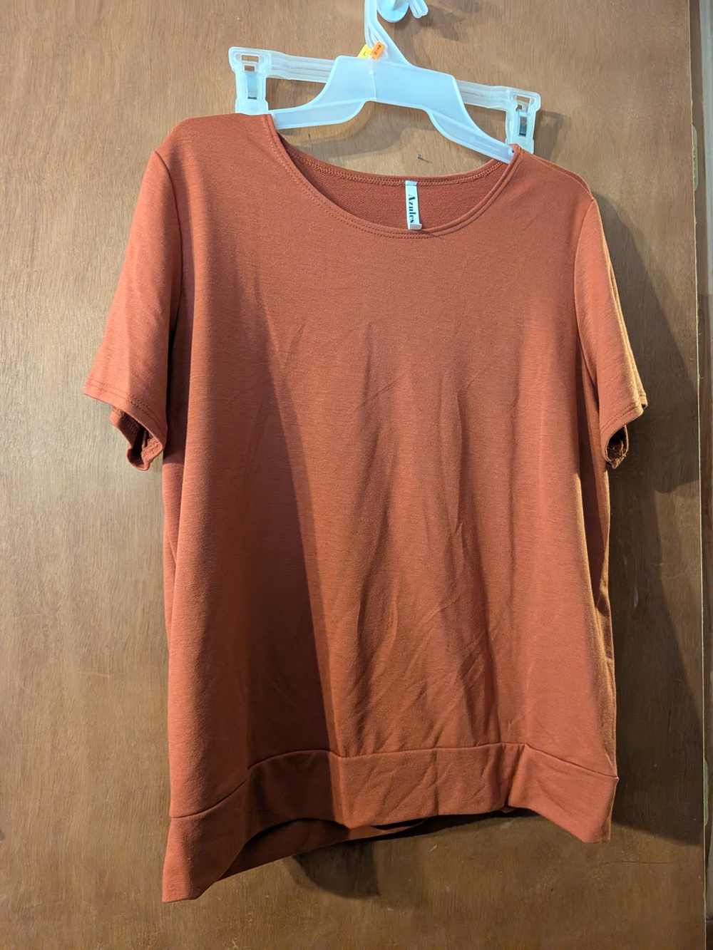 Azules Rust Short-Sleeve Tee